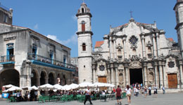 plaza de la cathedral havana cuba