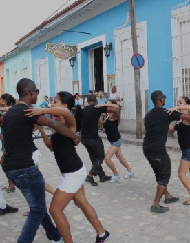 salsa class in trinidad de cuba