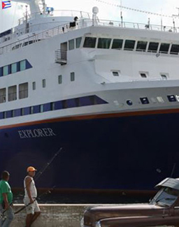 Cruise ship entering the bay of Havana