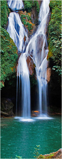 caburni fall topes de collantes Cuba